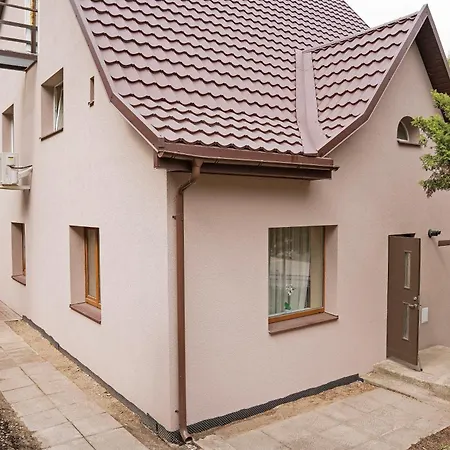 Compact And Comfy On The Greenhill Appartement Kaunas