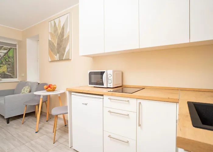 Compact And Comfy On The Greenhill קובנה